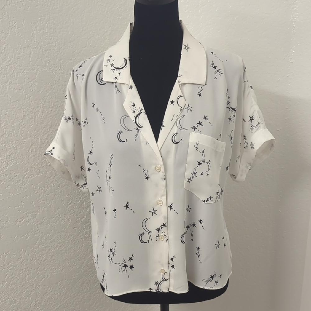 Abound White Short-Sleeve Moon & Star Button-Down Shirt
